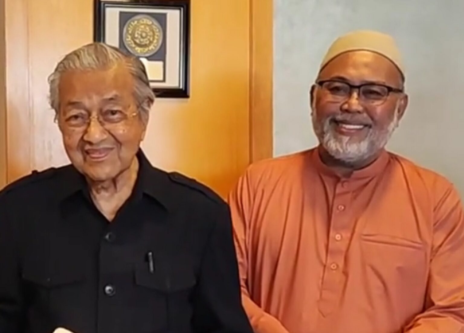 Tun Mahathir Berpengalaman Mampu Bantu Bina Negara Bangsa Mohd Zin